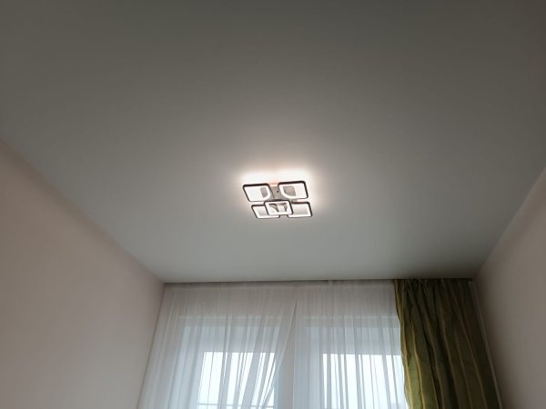 Потолок в спальне