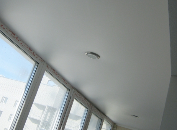 Матовые натяжные потолки