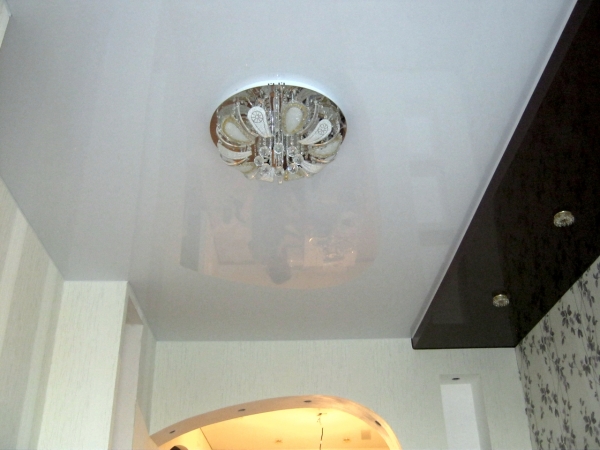 Натяжные потолки в Кирсанове