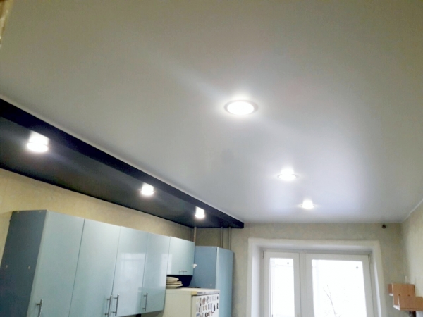 Натяжные потолки в Кирсанове